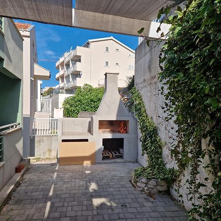 Apartments Ivano Klek Exterior photo