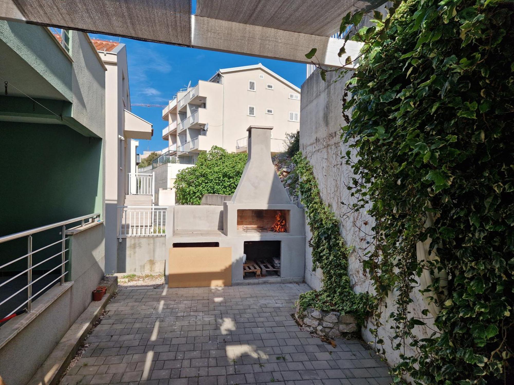Apartments Ivano Klek Exterior photo