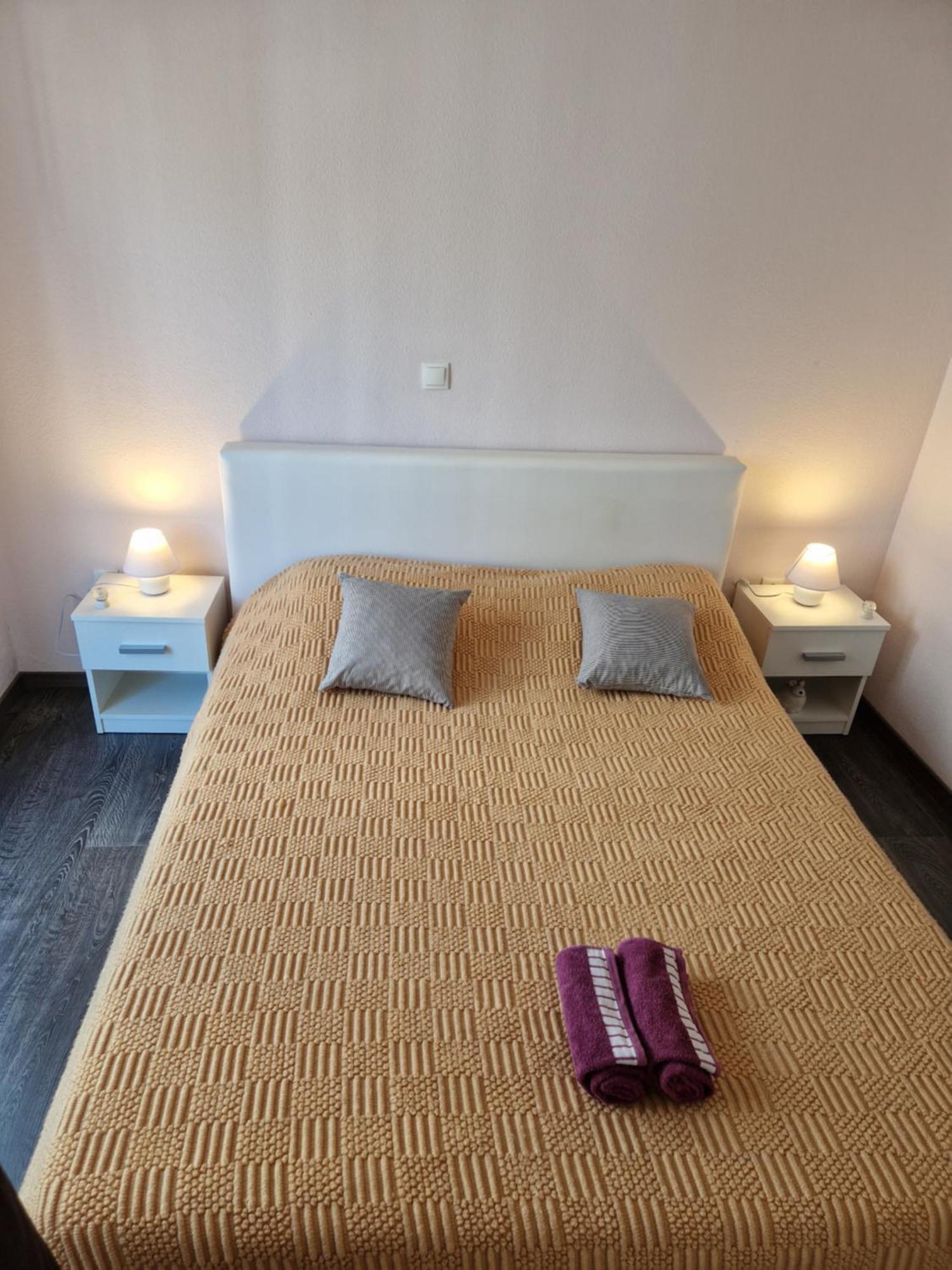 Apartments Ivano Klek Room photo