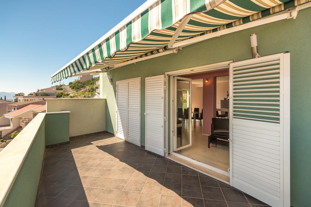 Apartments Ivano Klek Exterior photo